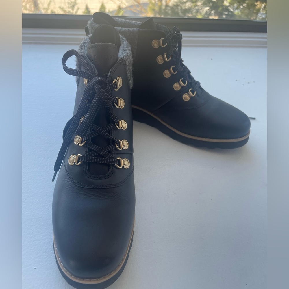 Never worn Cole Haan waterproof winter boots ! - Picture 3 of 7